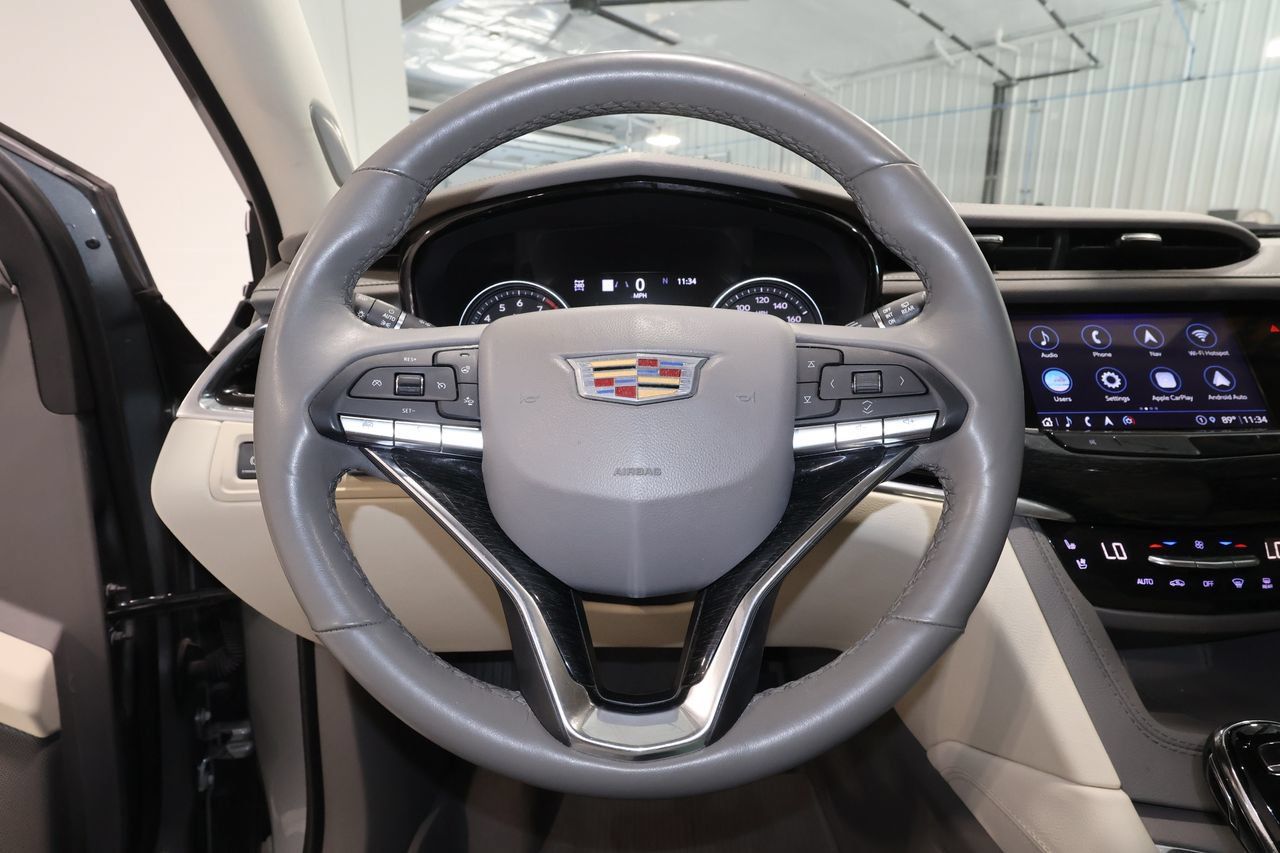 Used 2023 Cadillac XT6 Premium Luxury w/ Technology Package AWD/4WD image 10