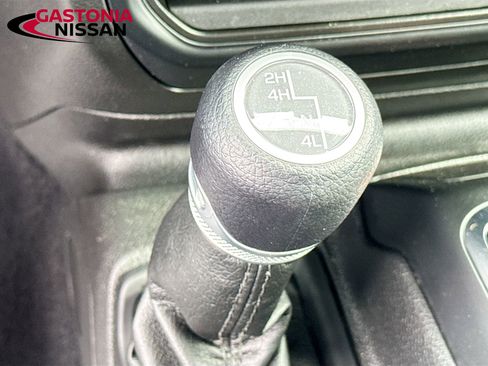 Used 2021 Jeep Gladiator Willys image 26