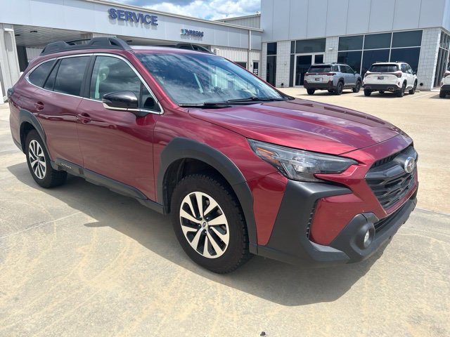 Used 2024 Subaru Outback Premium AWD/4WD image 2