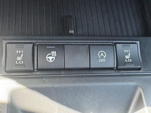 Used 2026 Toyota 4Runner 4WD image 16