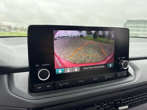 Used 2024 Honda Accord EX image 23