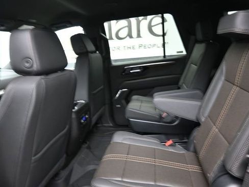New 2026 Chevrolet Tahoe High Country AWD/4WD image 10