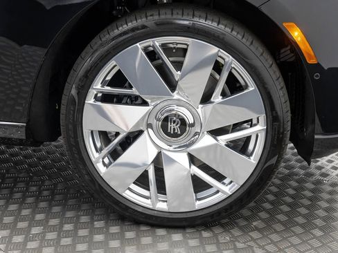 New 2026 Rolls-Royce Cullinan AWD/4WD image 51