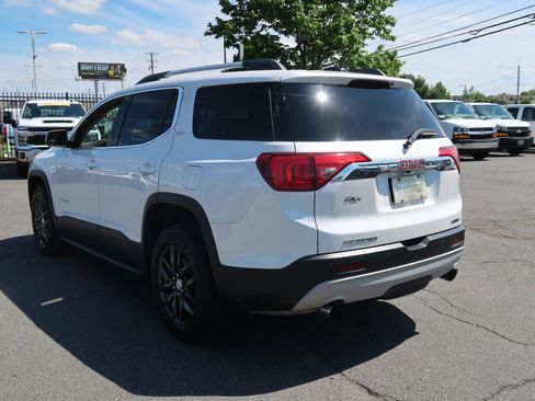 Used 2018 GMC Acadia SLT AWD/4WD image 8