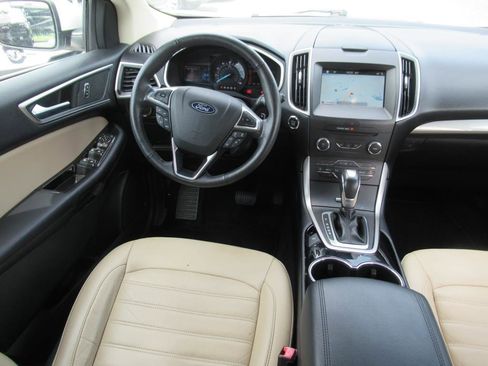 Used 2018 Ford Edge SEL w/ Equipment Group 201A image 11