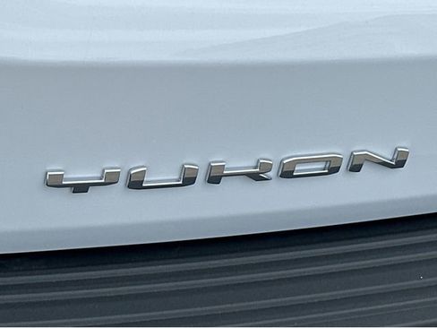 New 2026 GMC Yukon XL Elevation w/ Elevation Premium Package AWD/4WD image 4