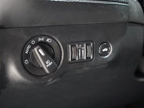 Used 2022 Dodge Challenger GT w/ Plus Package image 21