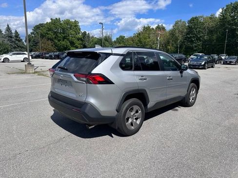 Used 2025 Toyota RAV4 LE AWD/4WD image 3