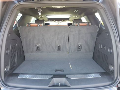 Used 2023 GMC Yukon Denali Ultimate image 35