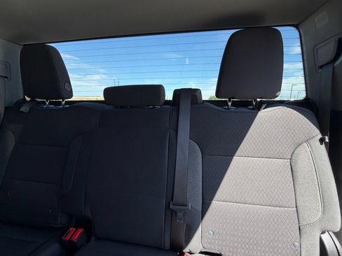 Used 2025 Chevrolet Silverado 1500 Custom RWD image 9