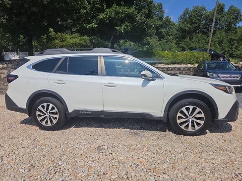 Used 2021 Subaru Outback Premium AWD/4WD image 7