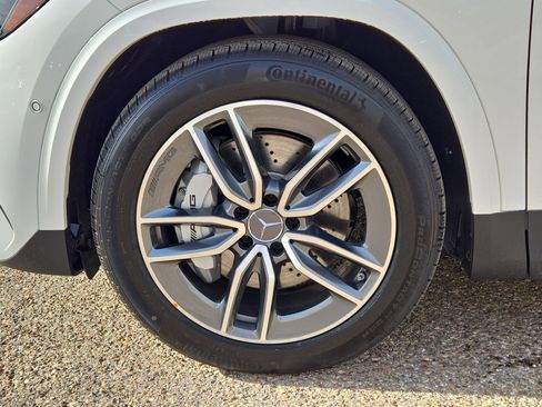 New 2026 Mercedes-Benz GLA 35 AMG 4MATIC image 11