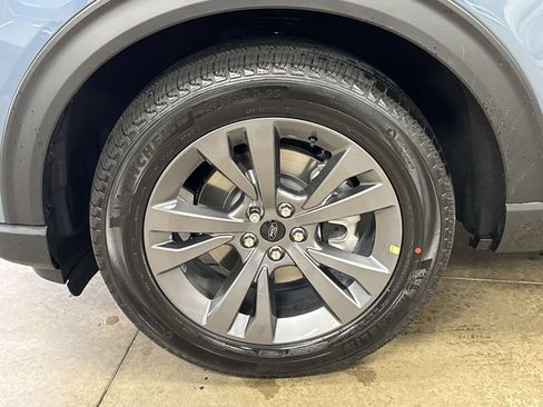 New 2026 Ford Explorer Active w/ Active Comfort Package AWD/4WD image 33