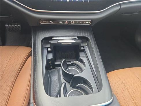 New 2026 Mercedes-Benz E 350 Sedan image 11