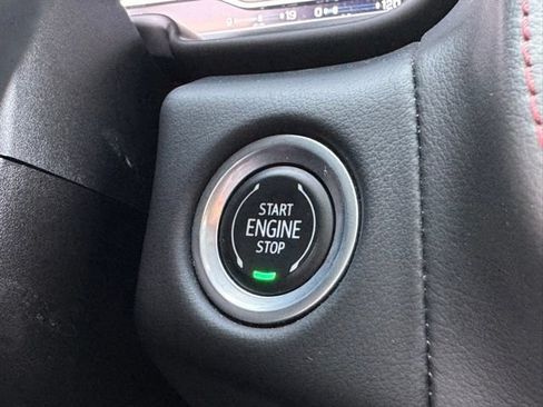 Used 2022 Chevrolet Suburban RST AWD/4WD image 30