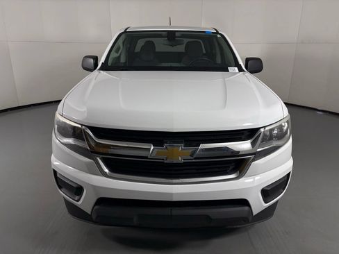 Used 2020 Chevrolet Colorado W/T w/ WT Convenience Package RWD image 3