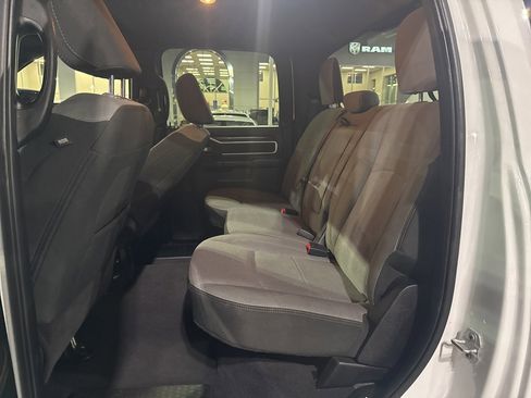 Used 2024 RAM 3500 Big Horn image 23