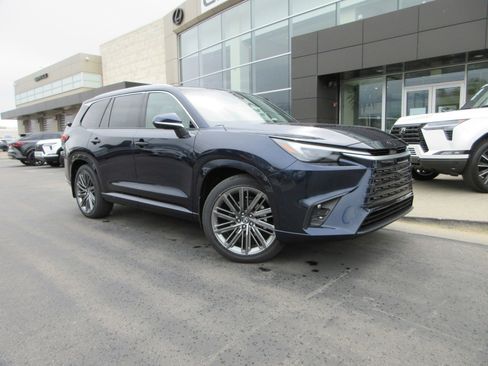 New 2026 Lexus TX 350 AWD image 13