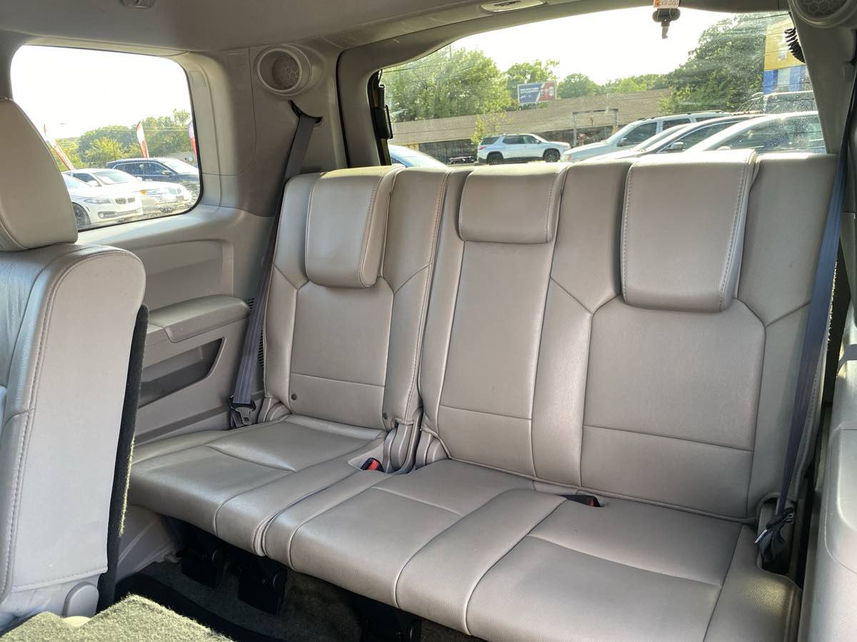 Used 2015 Honda Pilot Touring image 15