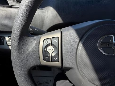 Used 2014 Scion xB FWD image 38