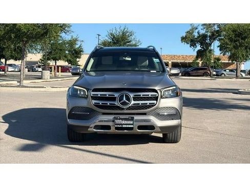 Used 2020 Mercedes-Benz GLS 450 4MATIC image 2