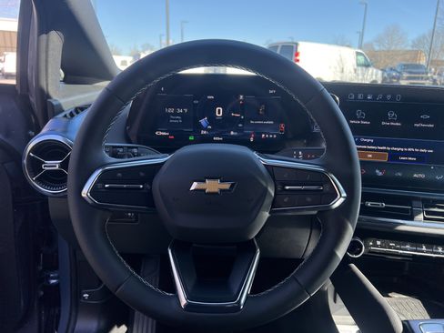New 2026 Chevrolet Equinox EV LT AWD/4WD image 20