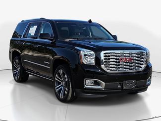 Used 2019 GMC Yukon Denali w/ Denali Ultimate Package video 1