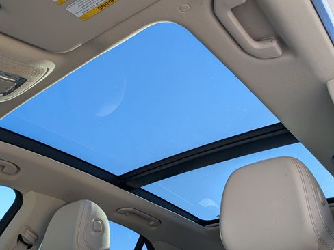 Certified 2024 Mercedes-Benz GLE 450 4MATIC image 30