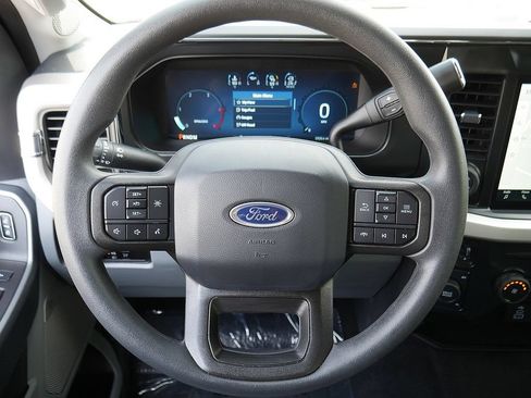 Used 2023 Ford F250 XLT w/ Black Appearance Package AWD/4WD image 20
