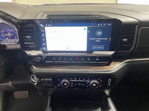 Used 2024 Chevrolet Silverado 1500 RST AWD/4WD image 16