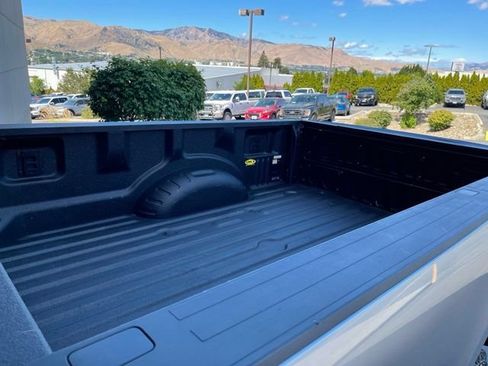 Used 2024 Ford F350 XLT w/ 360-Degree Camera Package AWD/4WD image 5