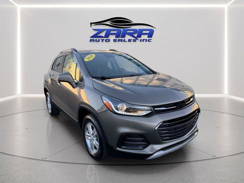 Used 2020 Chevrolet Trax LT w/ Driver Confidence Package AWD/4WD image 8
