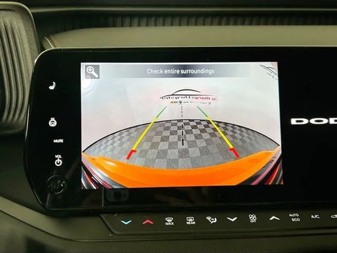 Used 2025 Dodge Charger R/T w/ Sun & Sound Package image 15