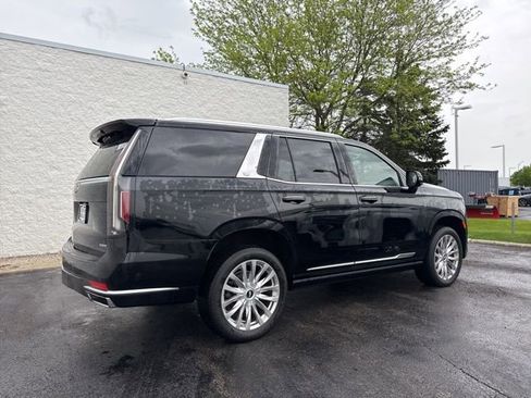 Used 2024 Cadillac Escalade Premium Luxury w/ Performance Package AWD/4WD image 5