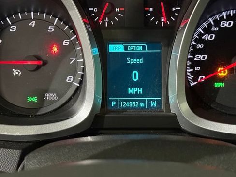 Used 2017 Chevrolet Equinox LT w/ Convenience Package FWD image 34
