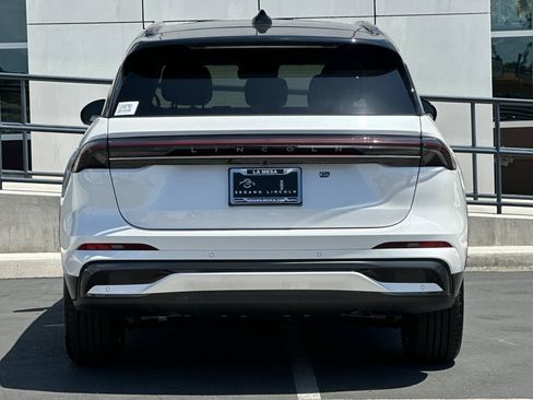 New 2026 Lincoln Nautilus Reserve w/ Jet Appearance Package AWD/4WD image 4