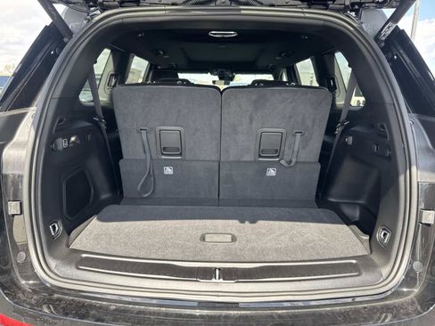 New 2026 Jeep Grand Cherokee L Limited w/ Limited Altitude Package RWD image 7