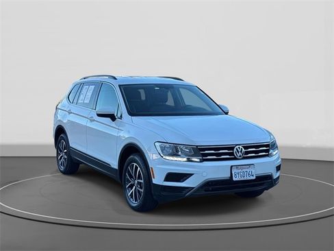 Used 2019 Volkswagen Tiguan SE image 1