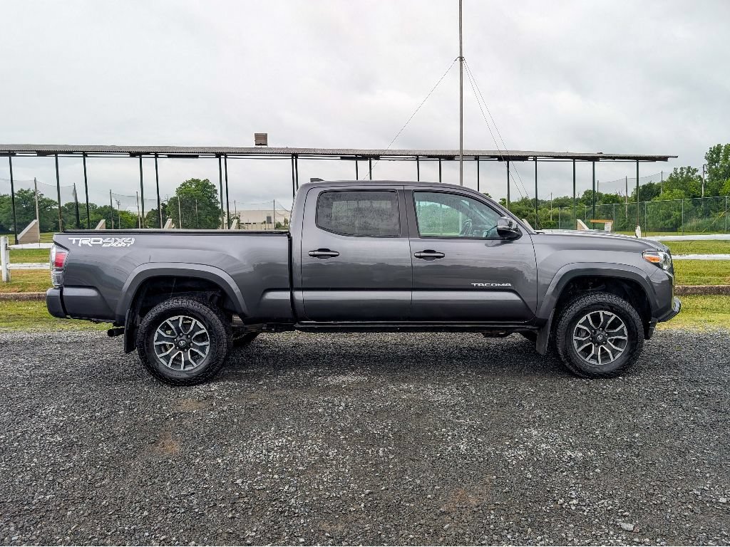 Used 2021 Toyota Tacoma TRD Sport AWD/4WD image 4