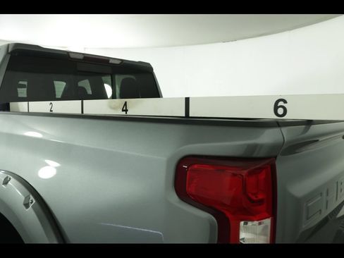 Used 2020 Chevrolet Silverado 1500 RST AWD/4WD image 15