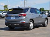 Used 2023 Chevrolet Equinox LT image 3