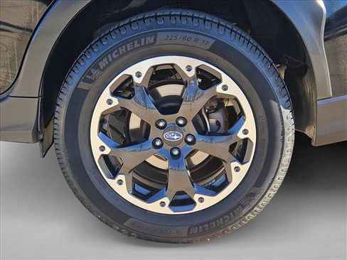 Used 2021 Subaru Crosstrek 2.0i Premium image 23