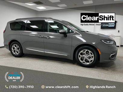Used 2023 Chrysler Pacifica Limited