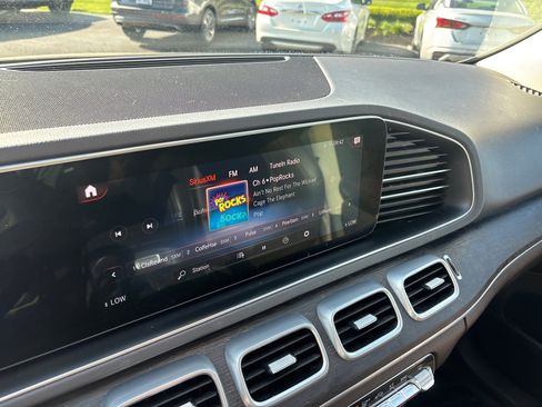 Used 2020 Mercedes-Benz GLE 350 4MATIC image 19