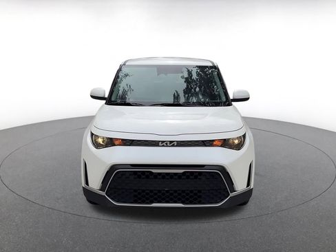 Used 2025 Kia Soul LX w/ LX Technology Package image 4