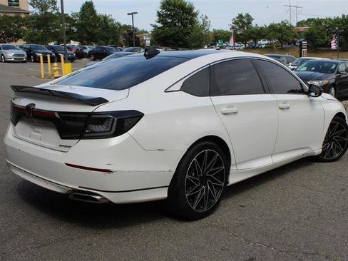 Used 2019 Honda Accord Sport image 5