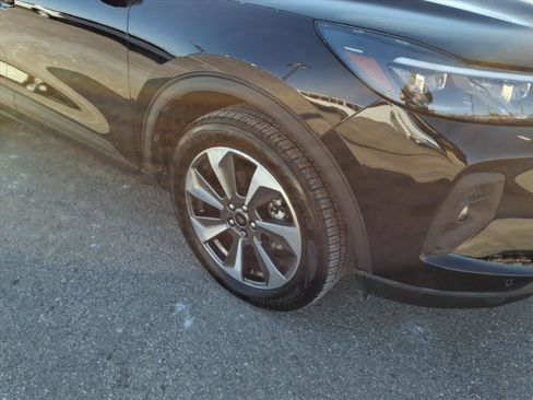 Certified 2024 Ford Escape Platinum image 5