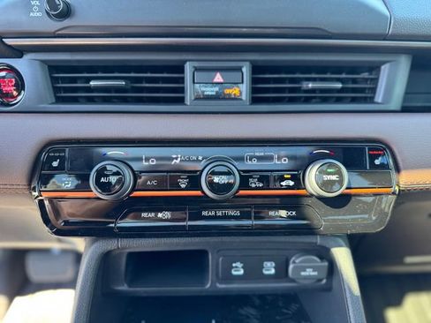New 2026 Honda Pilot TrailSport image 17