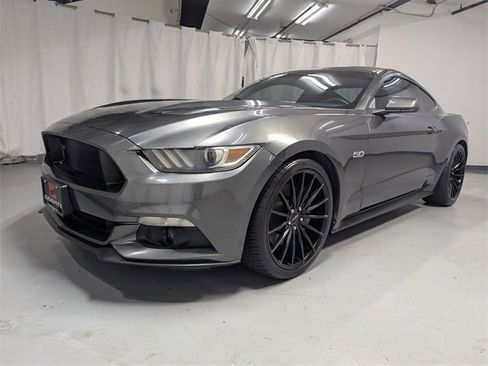Used 2017 Ford Mustang GT image 5