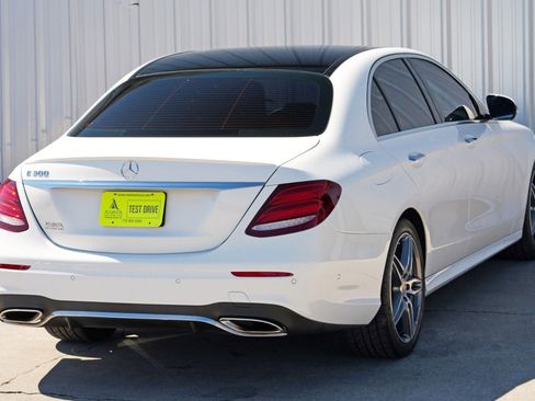 Used 2019 Mercedes-Benz E 300 w/ Premium 1 Package image 46